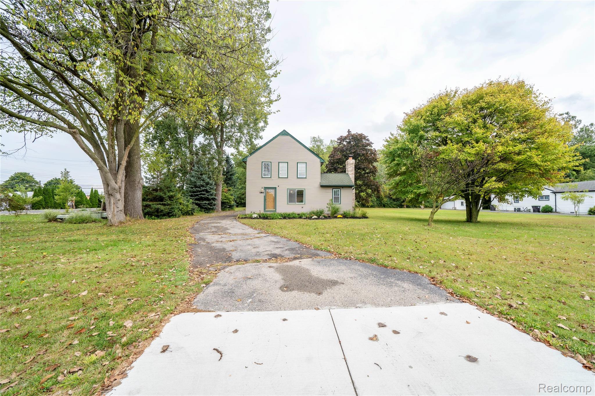 8853 Beech Daly Road