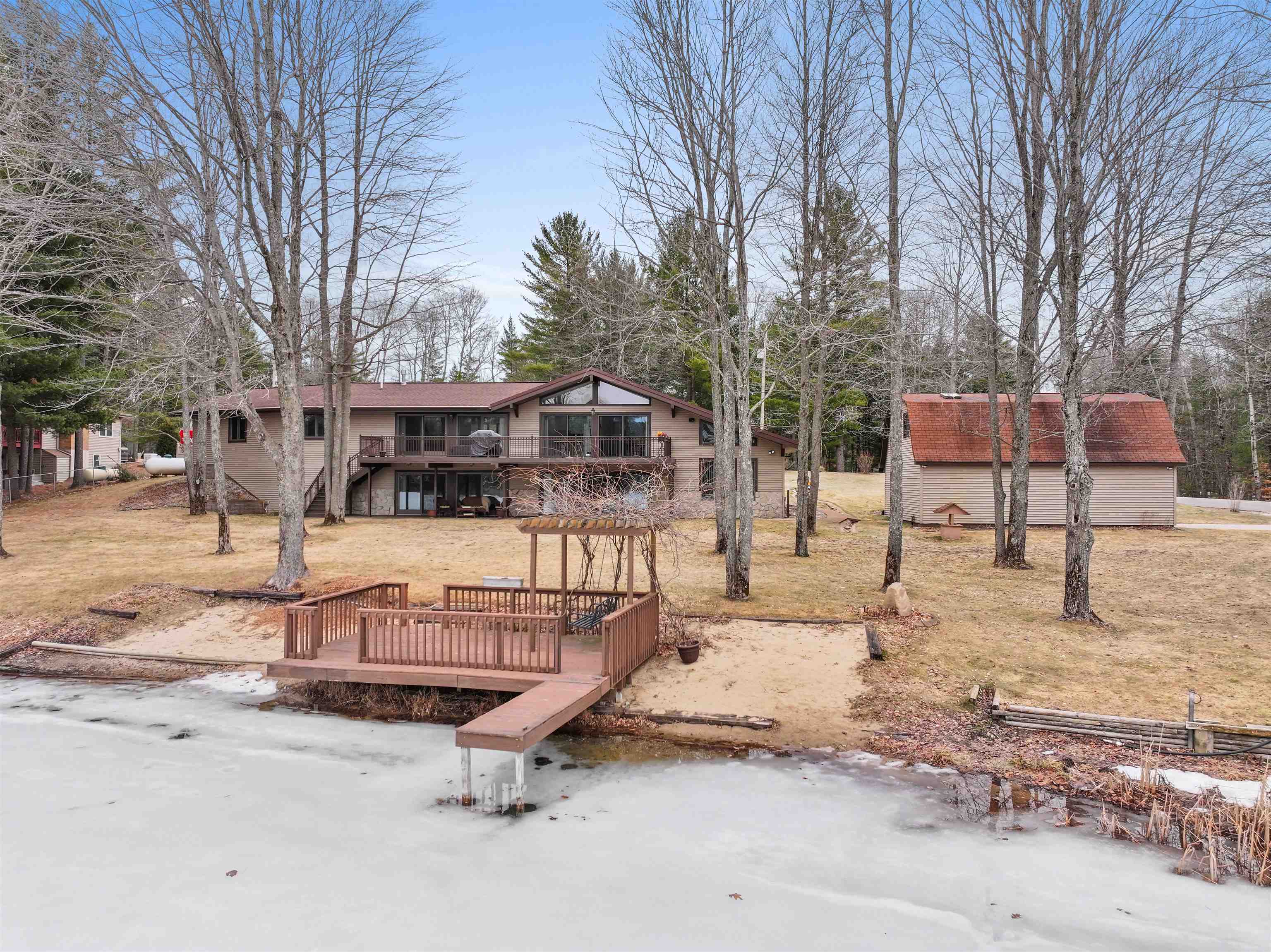 452 Gitchegumee Drive