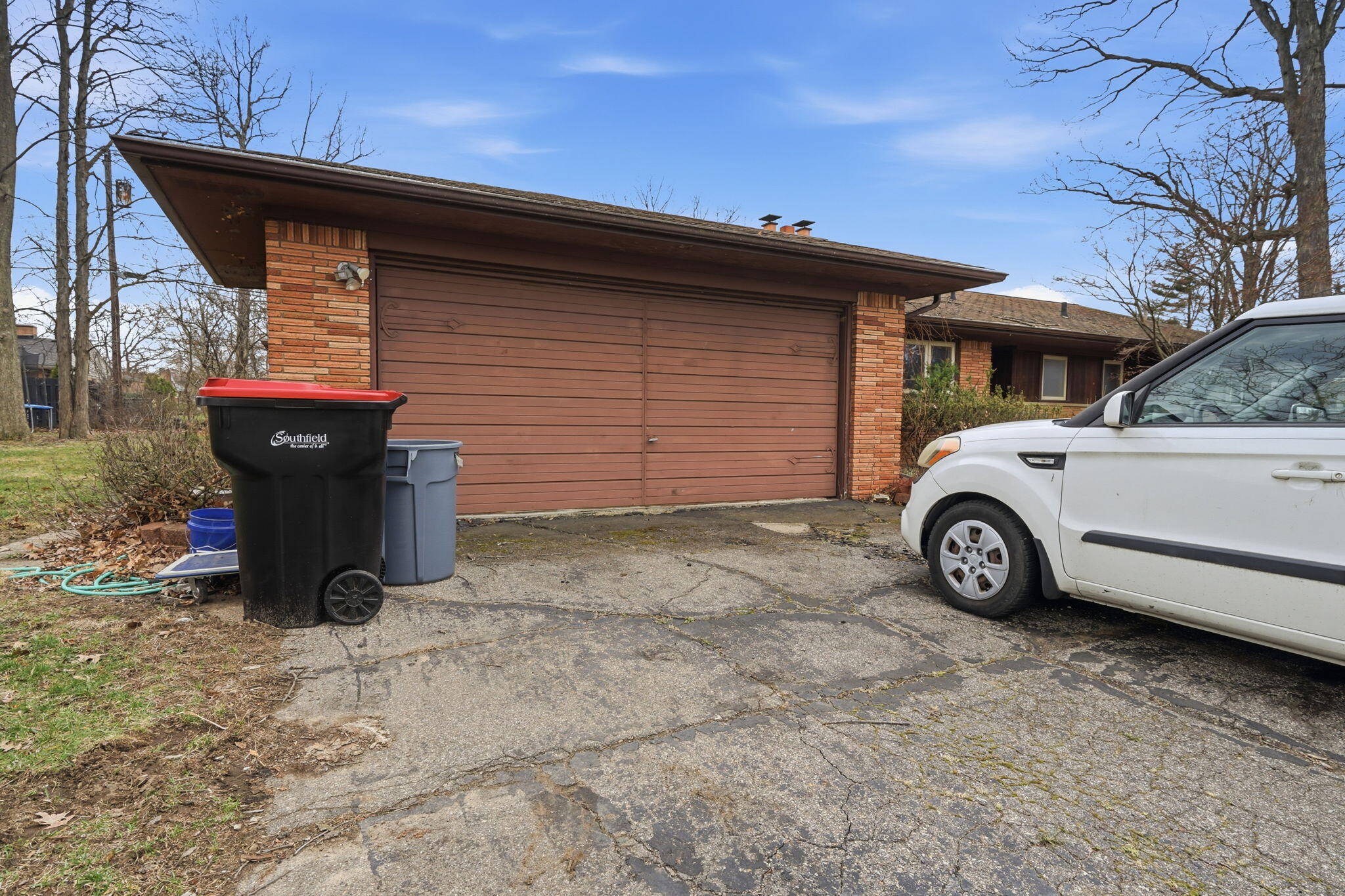 22903 N Bellwood Drive