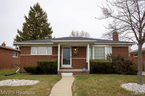 15255 Ego Avenue Eastpointe City MI 48021