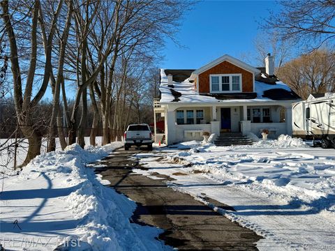 9280 RIVER Road Clay Township MI 48001