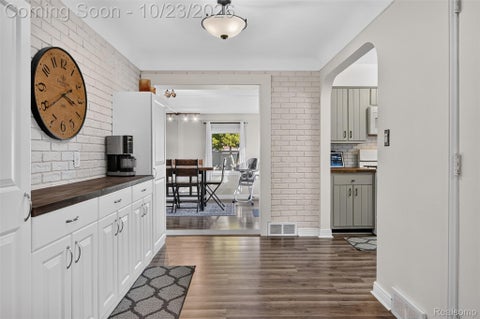 Tiny photo for 8615 Quandt Avenue, Allen Park City, MI 48101 (MLS # 20261083187)