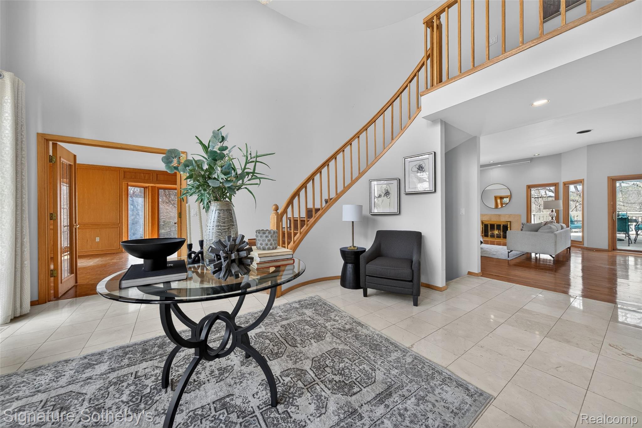 2131 Birchwood Way