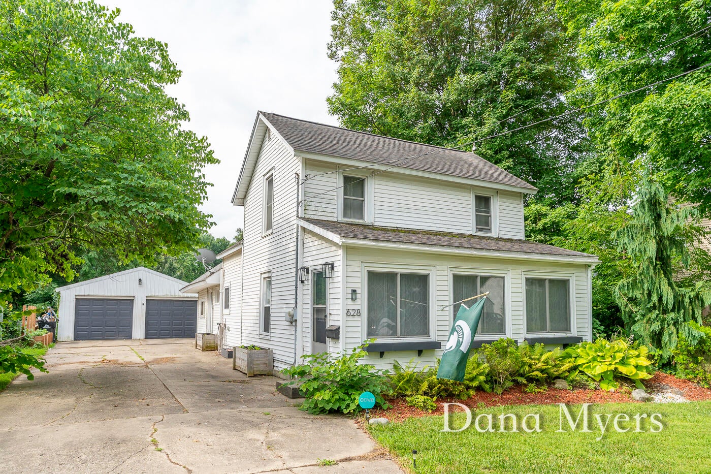 628 E Walnut Street