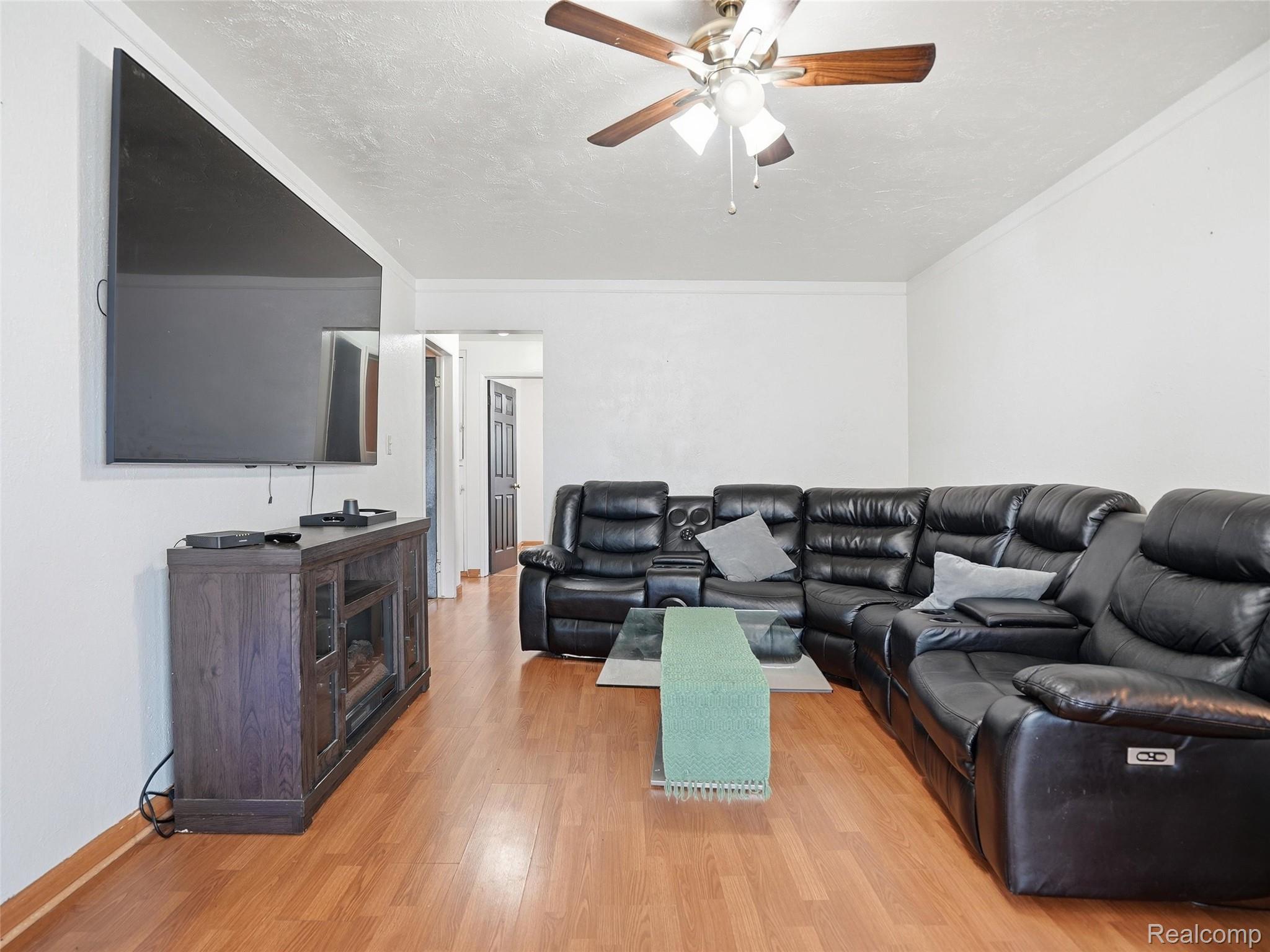2112 Reo Avenue