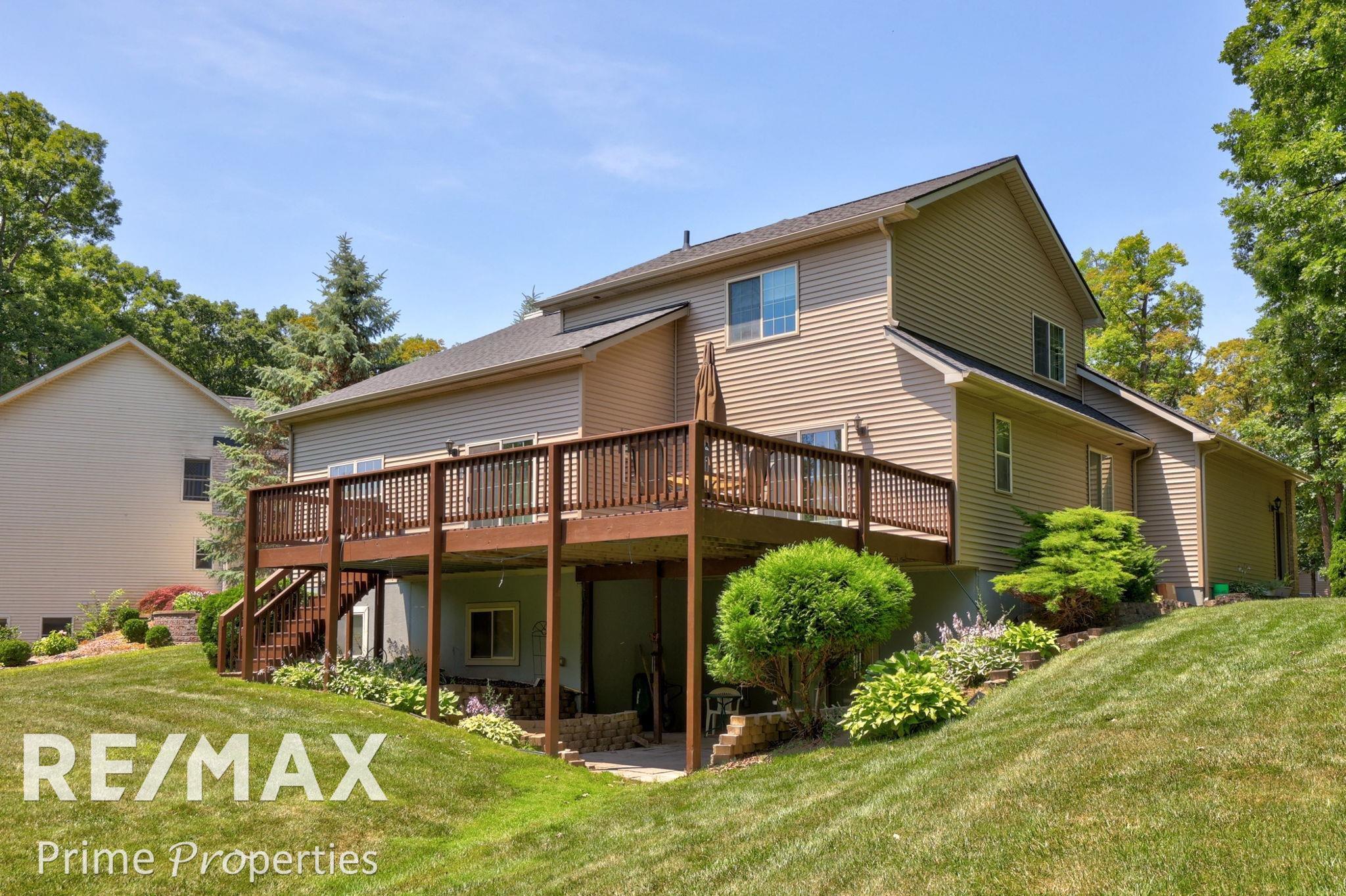 1120 Crystalwood Drive