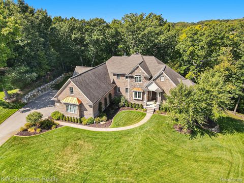 Photo of 12295 Boulder Pass, Brighton City, MI 48380 (MLS # 20251034244)