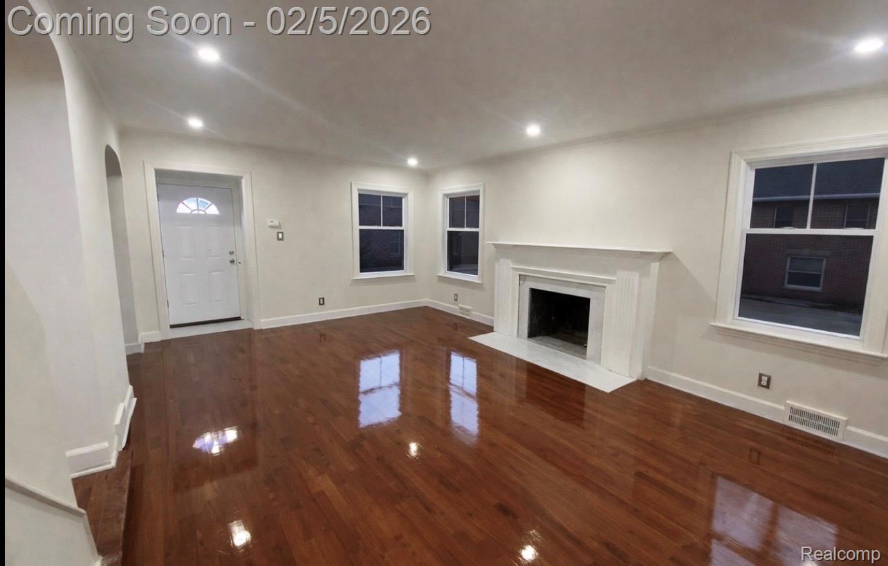 18435 Sorrento Street