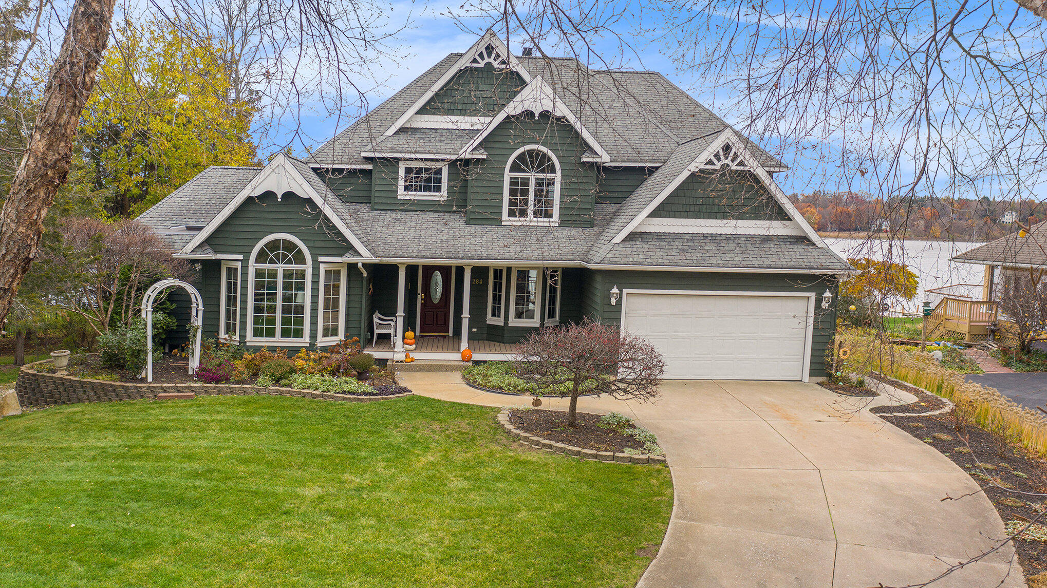 284 Riverview Drive