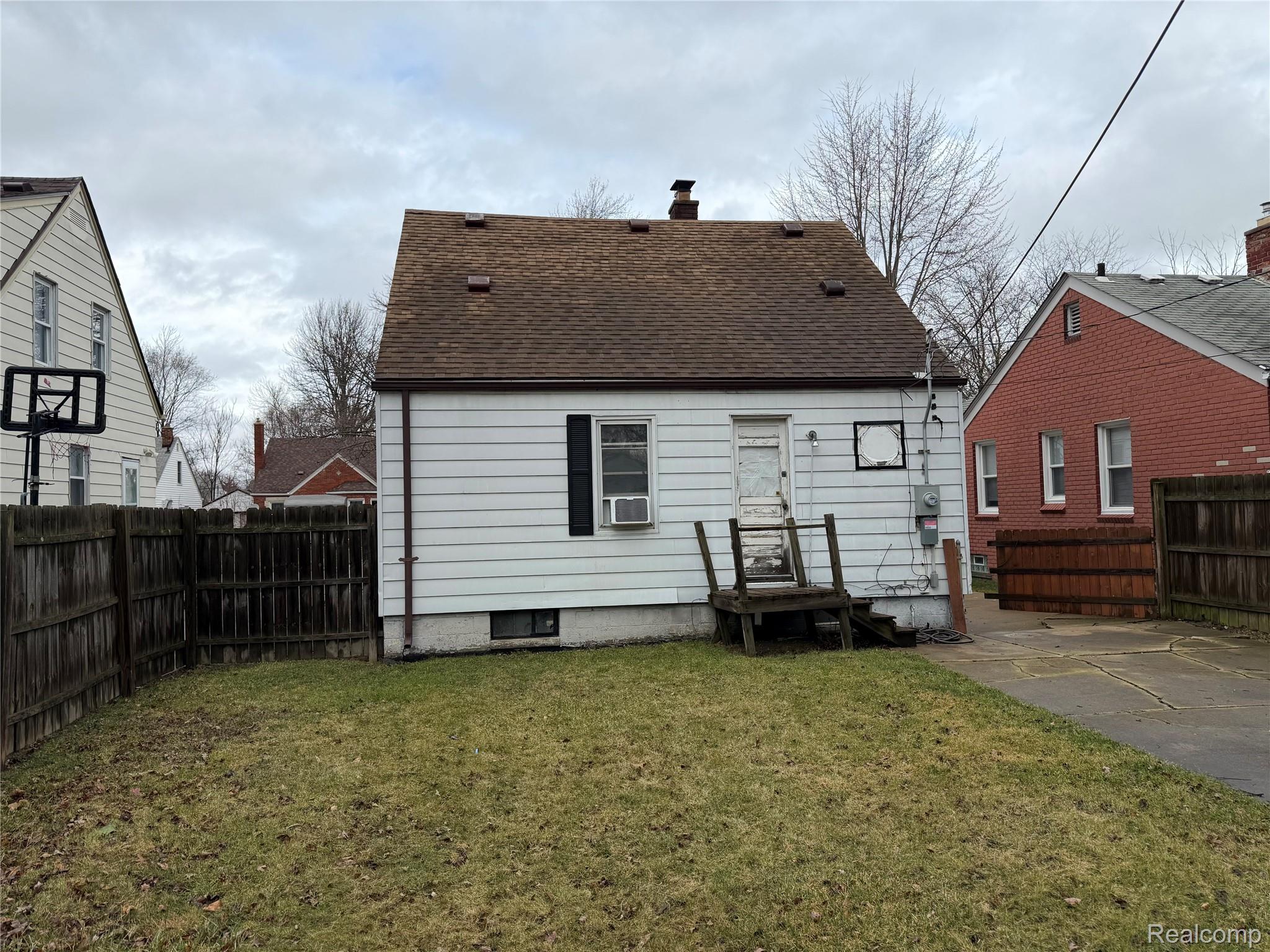 20048 Washtenaw Street