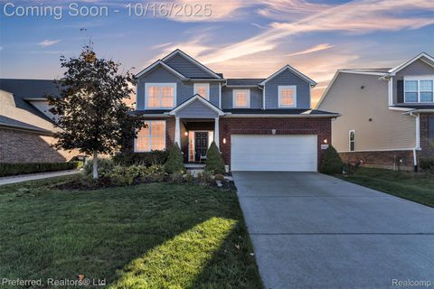 28430 Oakmonte Circle E Lyon Charter Township MI 48165