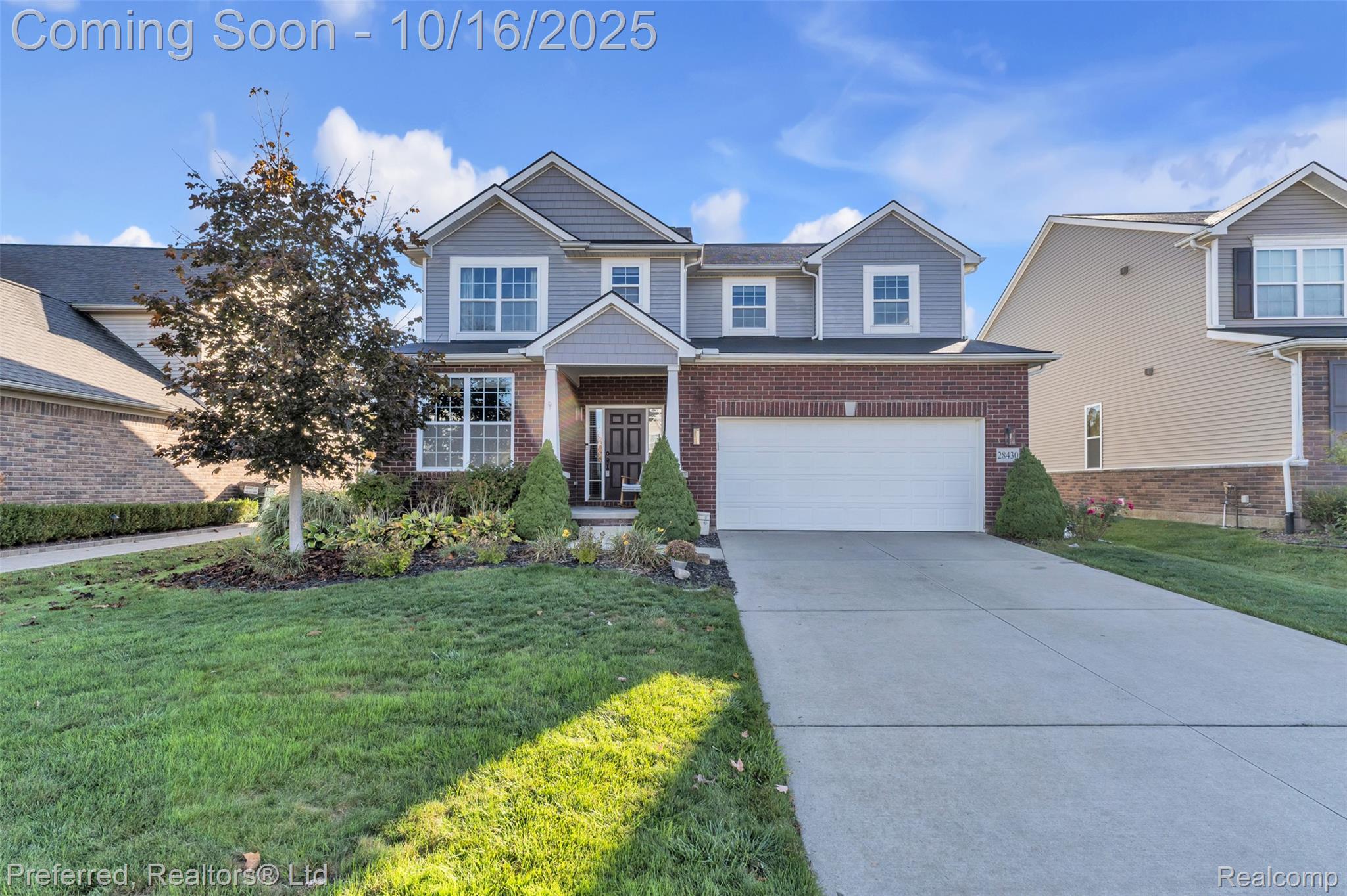 28430 Oakmonte Circle E