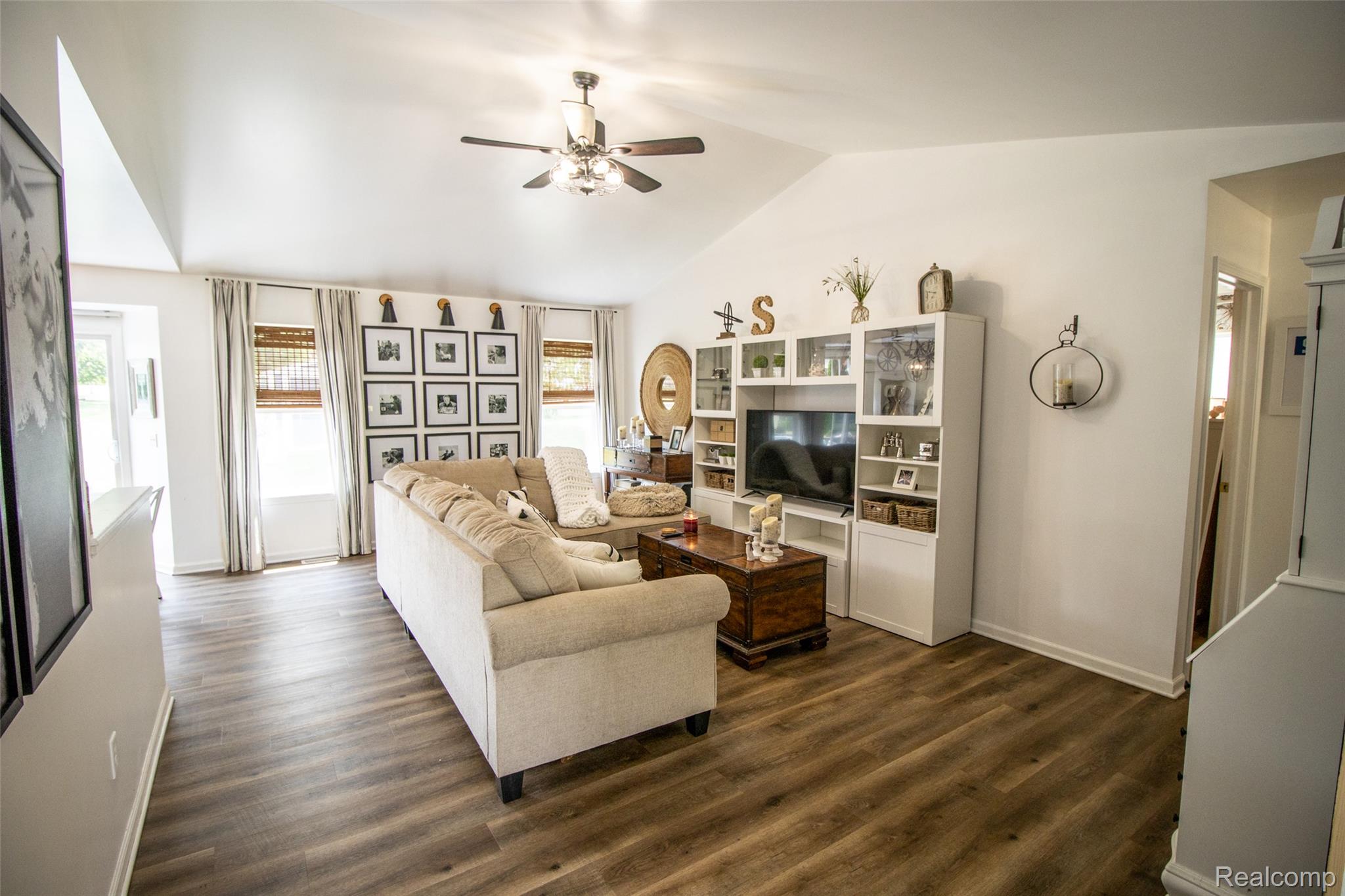 6138 Deer Park Pass