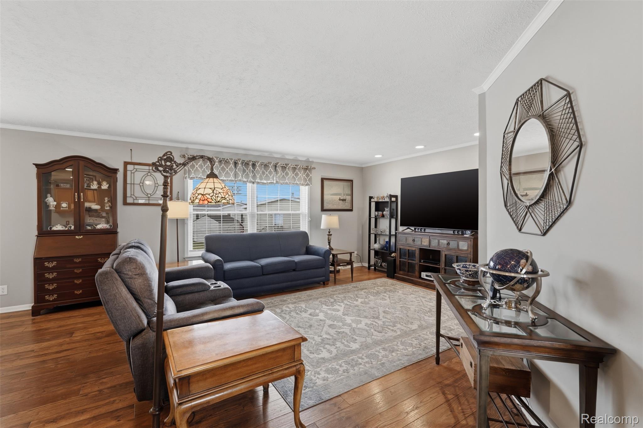 11186 Chestnut Hill Court