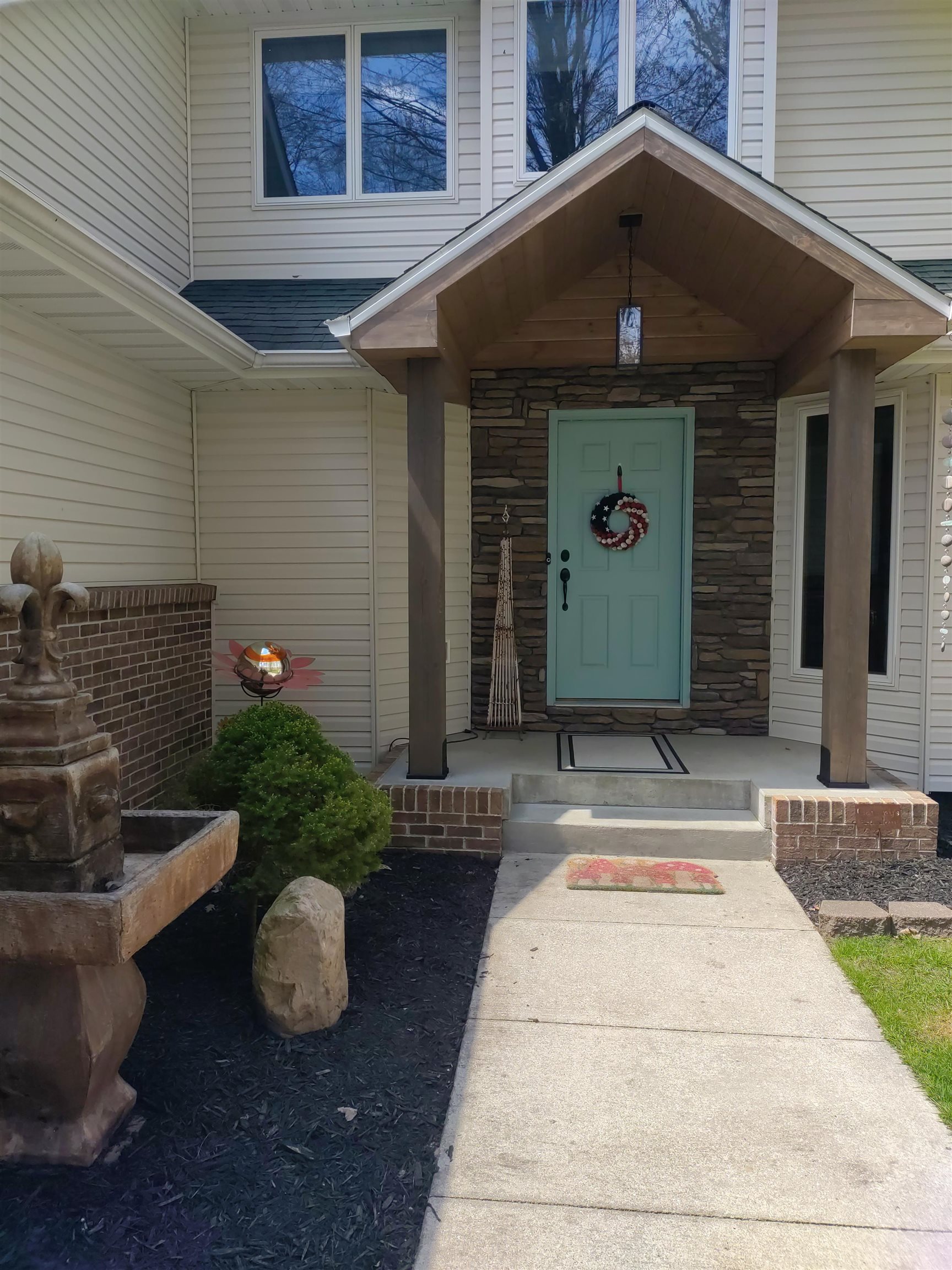 5490 Oak