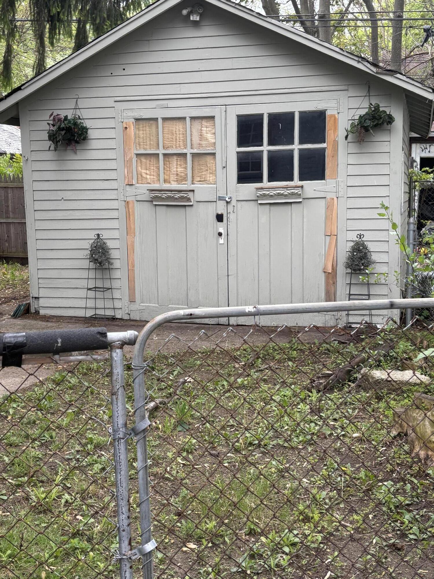 8100 Stockton Street