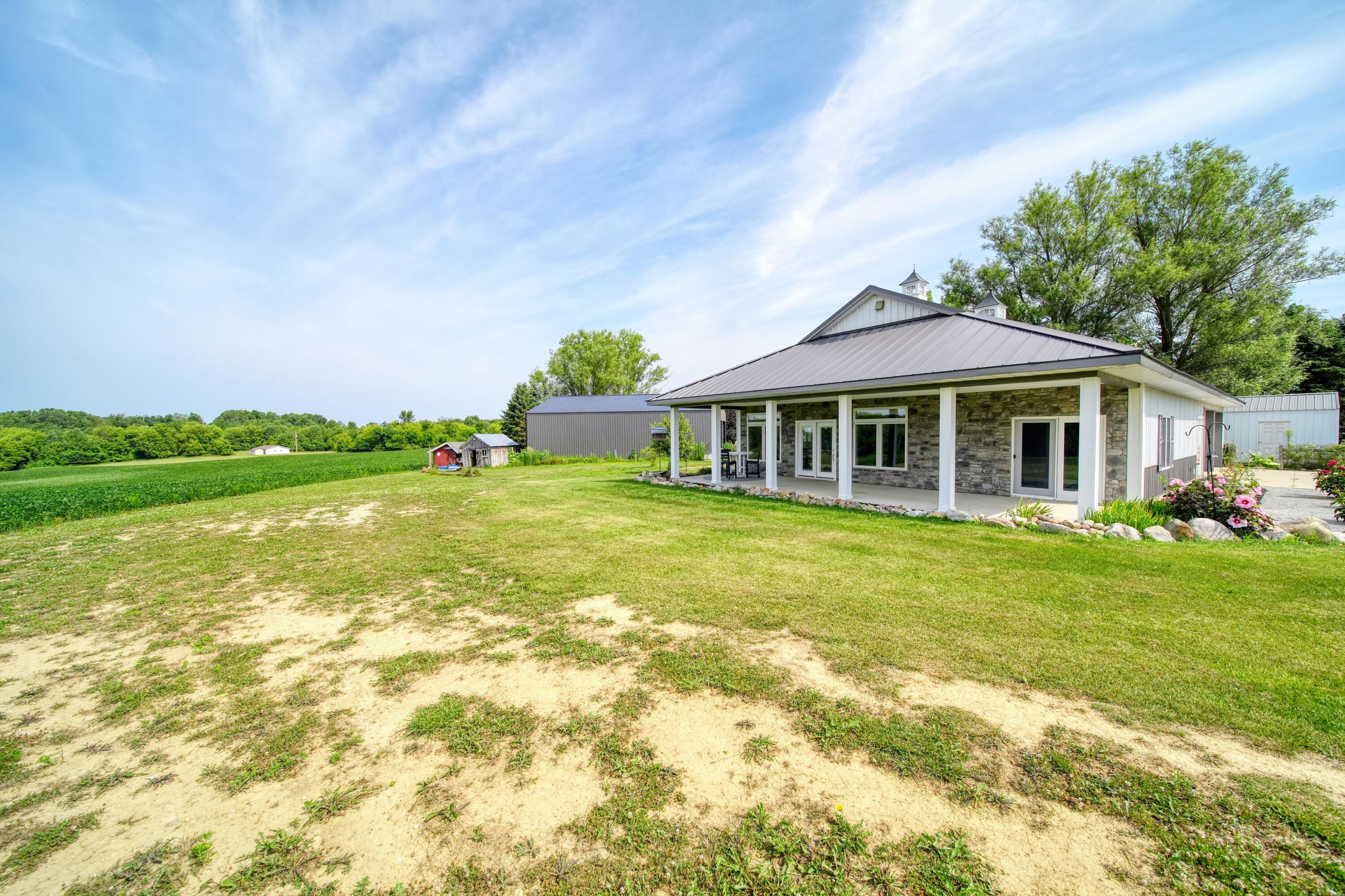 2282 N Lake Wilson Road