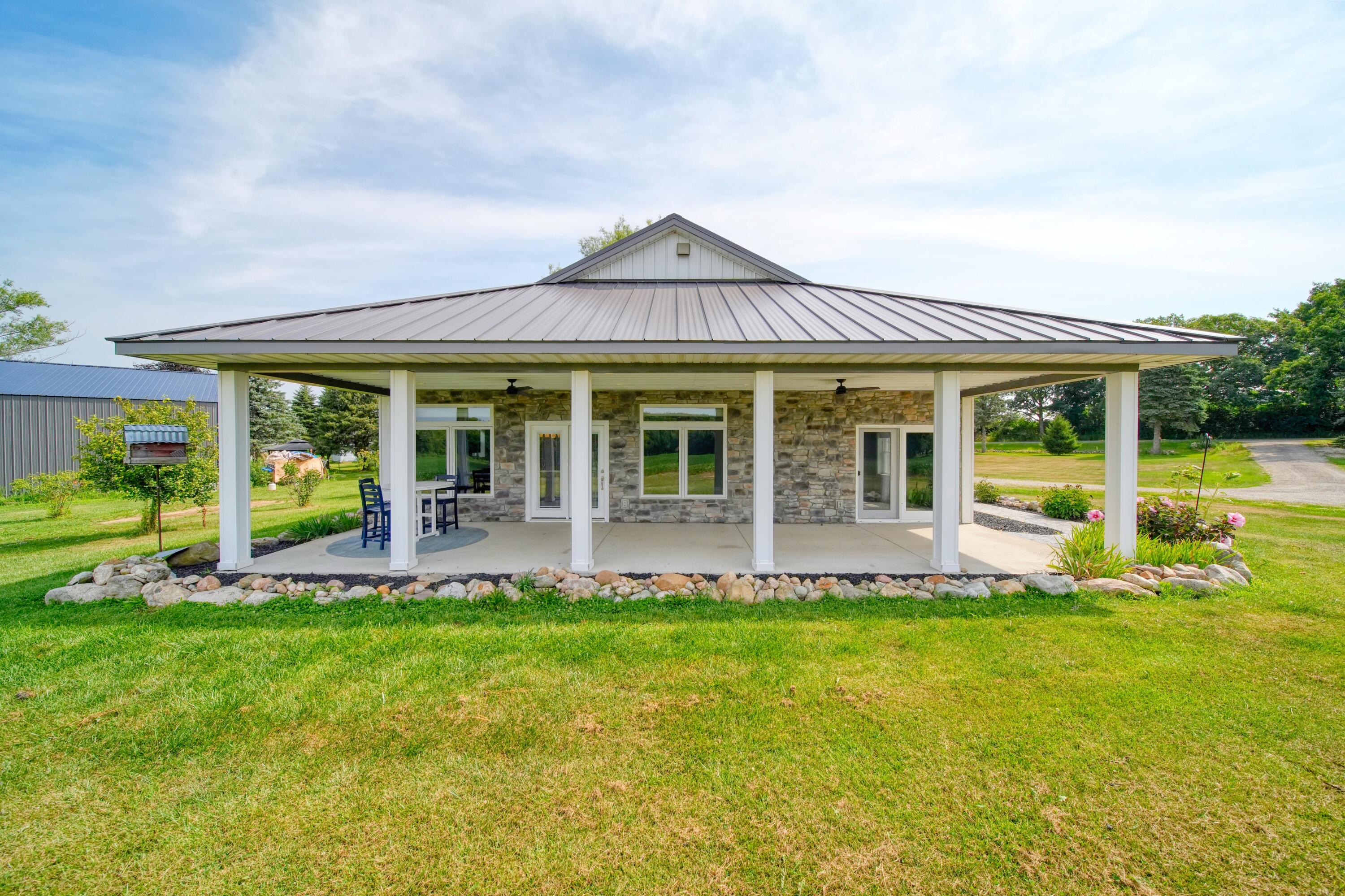 2282 N Lake Wilson Road