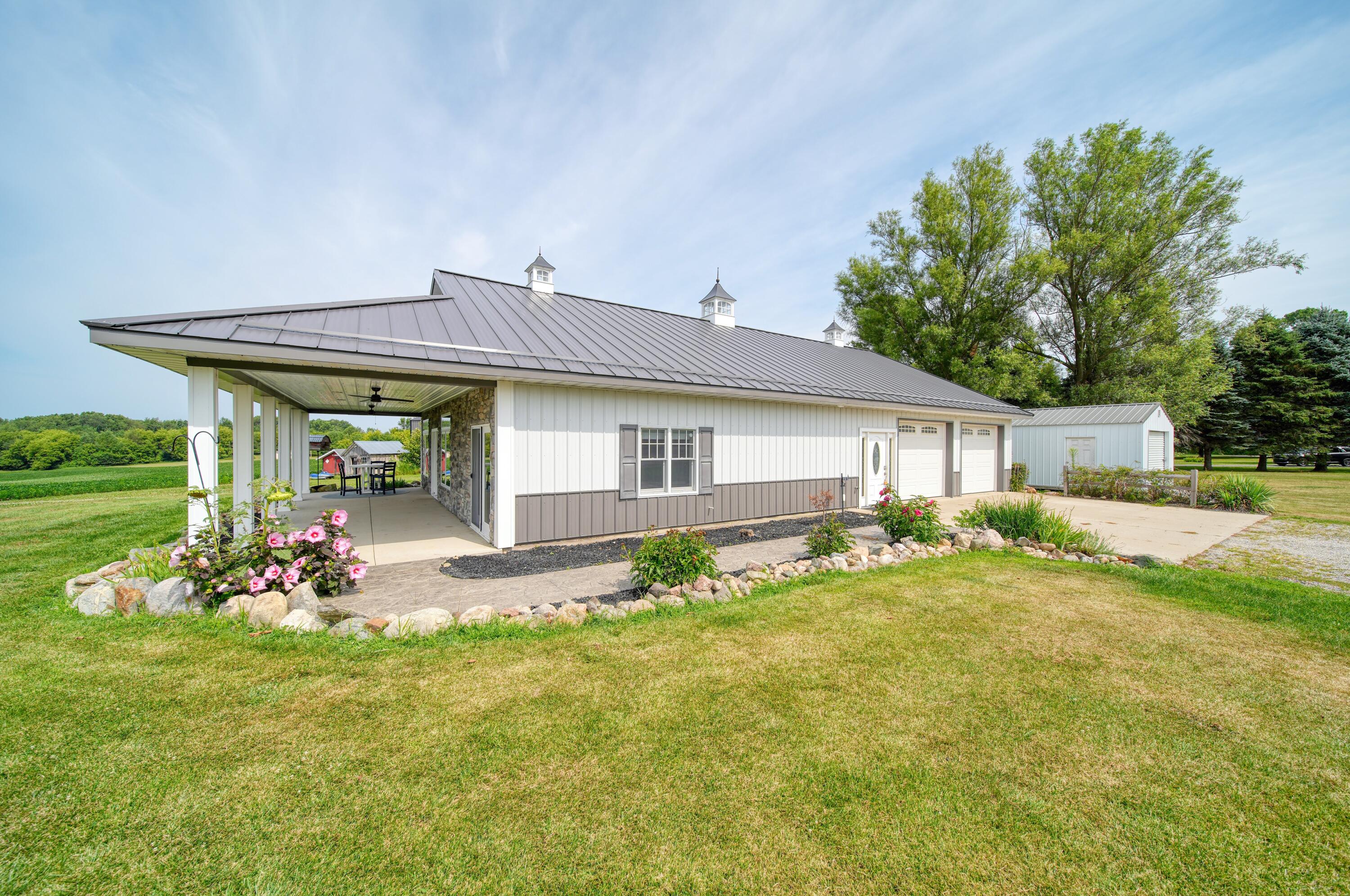 2282 N Lake Wilson Road