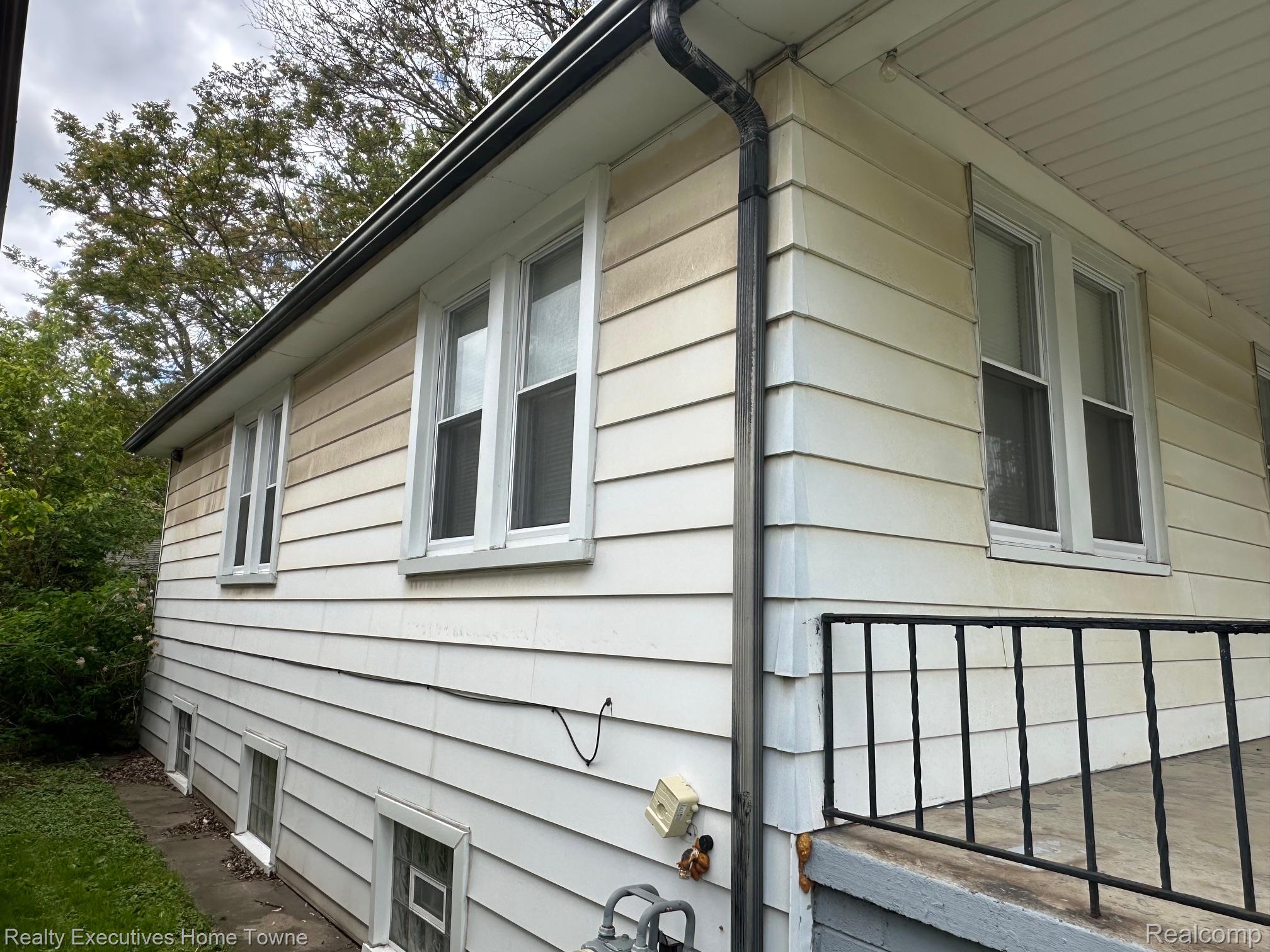 47 W Rockwood Street