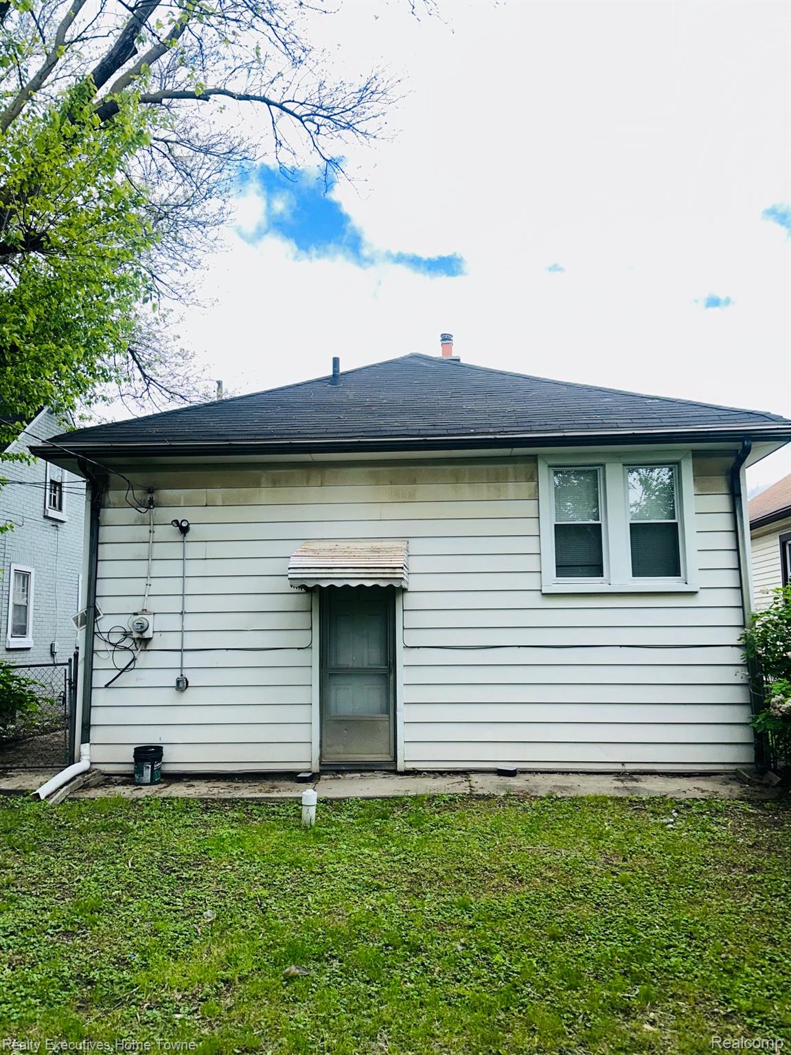 47 W Rockwood Street