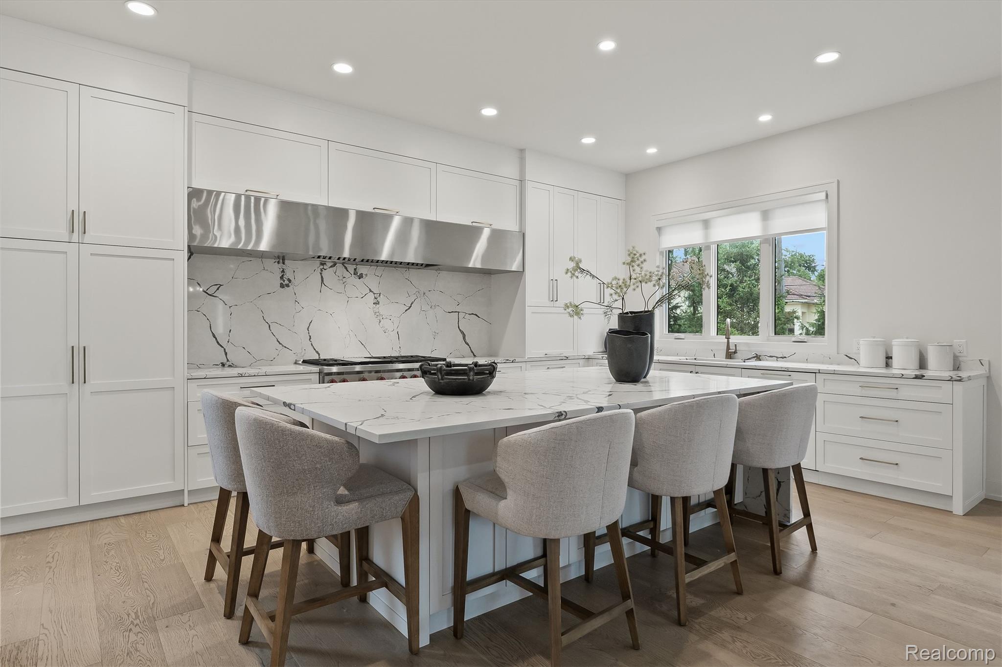 7303 Brookside Village Court