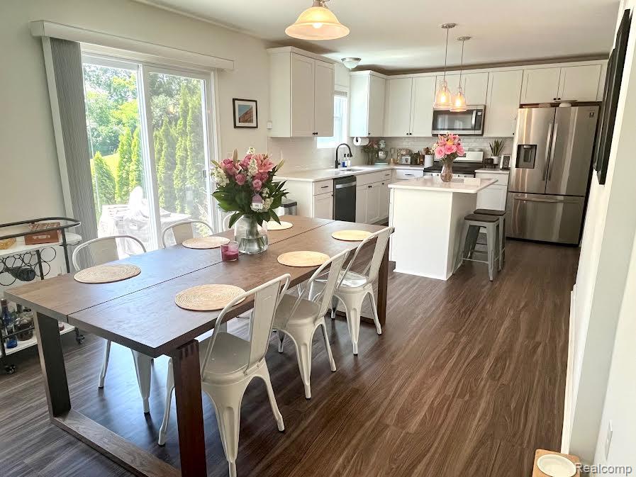 9568 S Nature View Lane