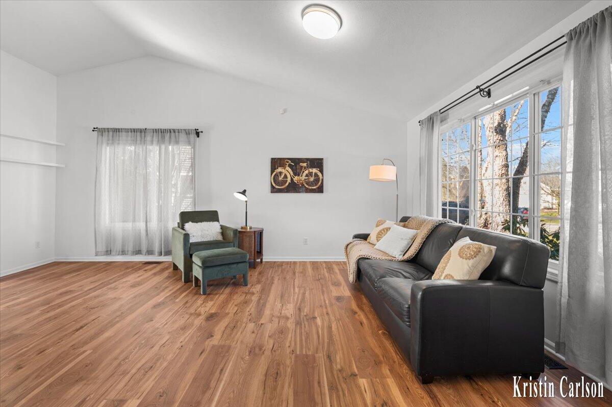 975 Dogwood Meadows SE