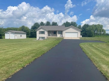 10660 Duncan Lake Avenue SE Caledonia Township MI 49316