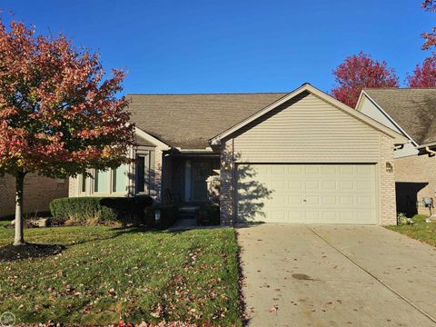 17901 Pointe Court Clinton Charter Township MI 48038