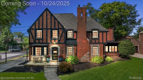 19735 Warrington Drive Detroit City MI 48221