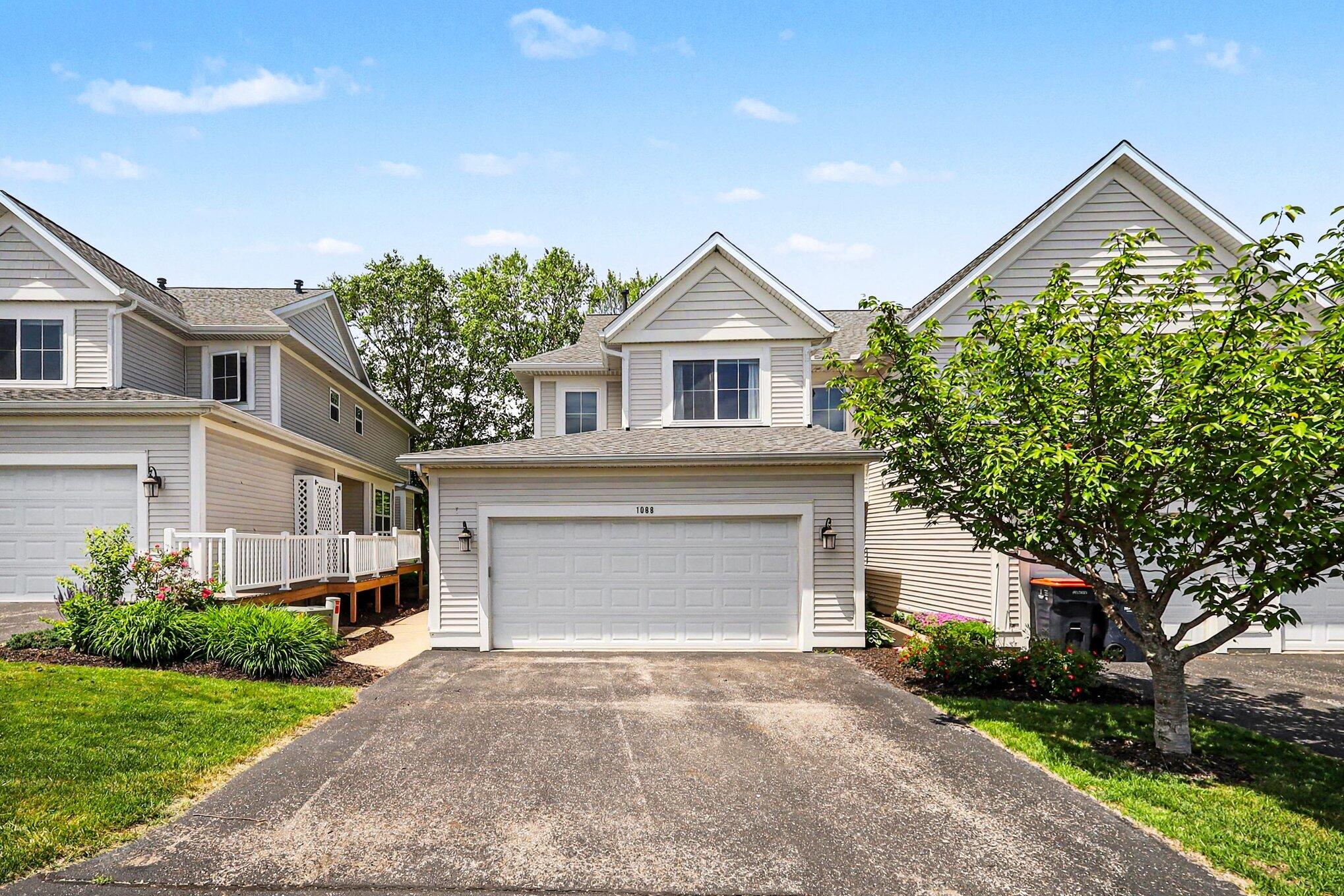1088 Cobblestone Road