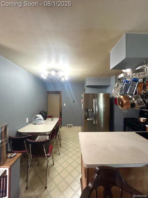 Madison Heights City, Michigan 48071, United States, 3 Bedrooms Bedrooms, ,1 BathroomBathrooms,Residential,Pending,181498