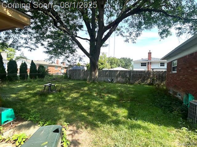 Madison Heights City, Michigan 48071, United States, 3 Bedrooms Bedrooms, ,1 BathroomBathrooms,Residential,Pending,181498