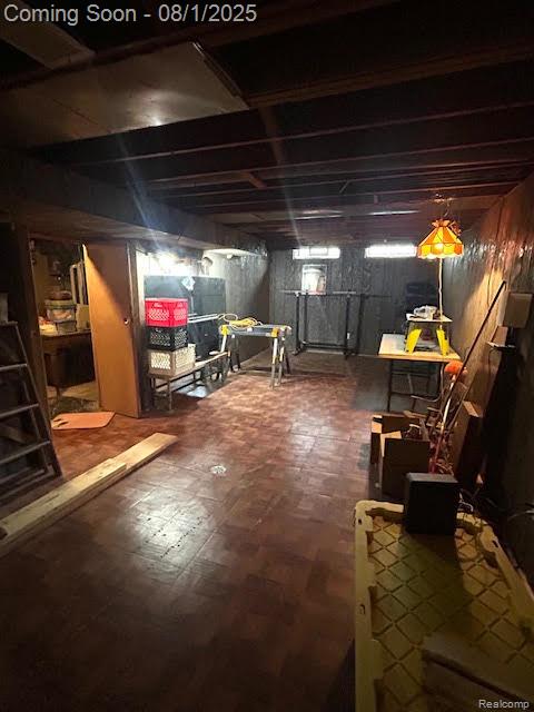 Madison Heights City, Michigan 48071, United States, 3 Bedrooms Bedrooms, ,1 BathroomBathrooms,Residential,Pending,181498