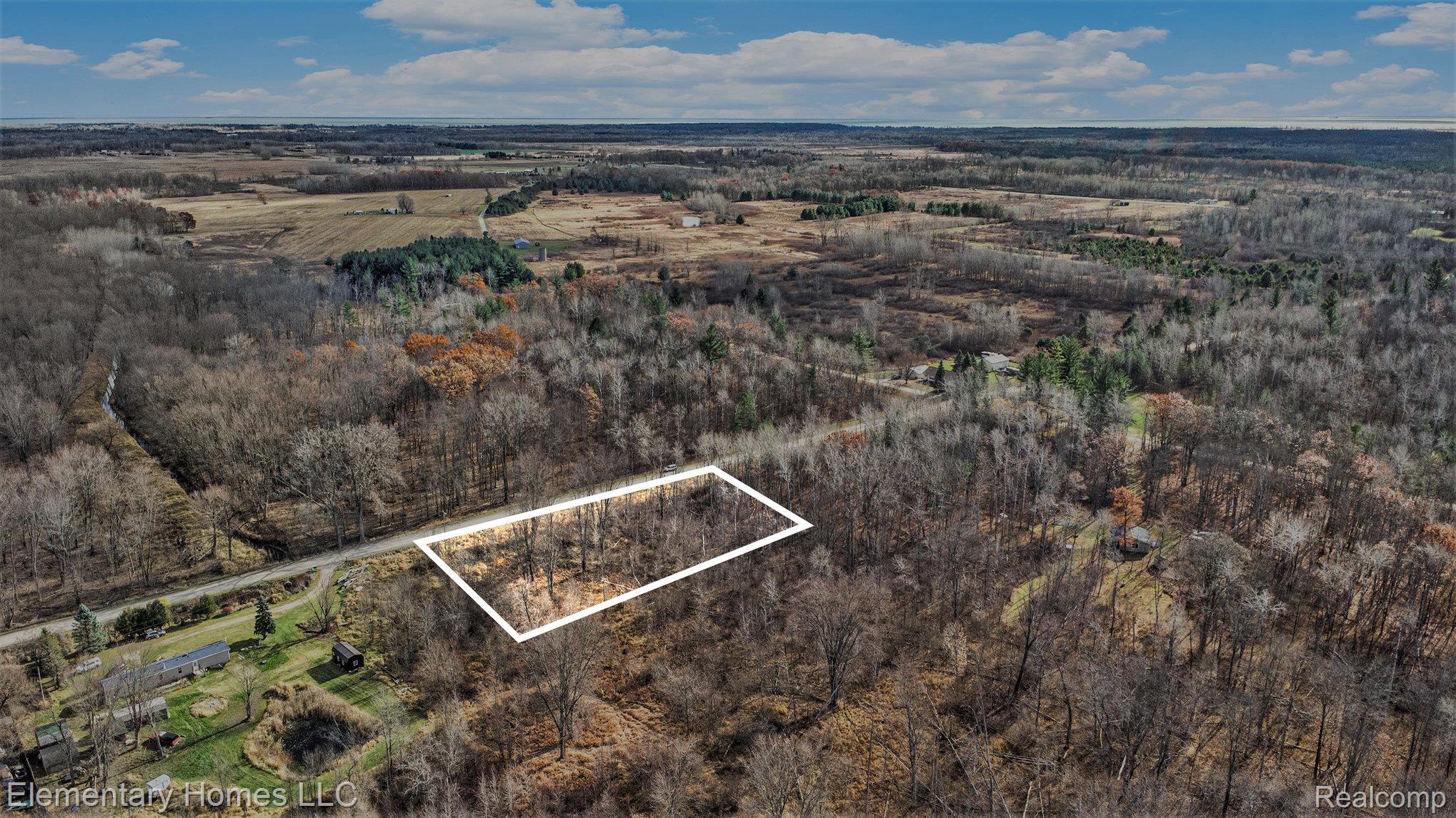 00 S S Crawford Road