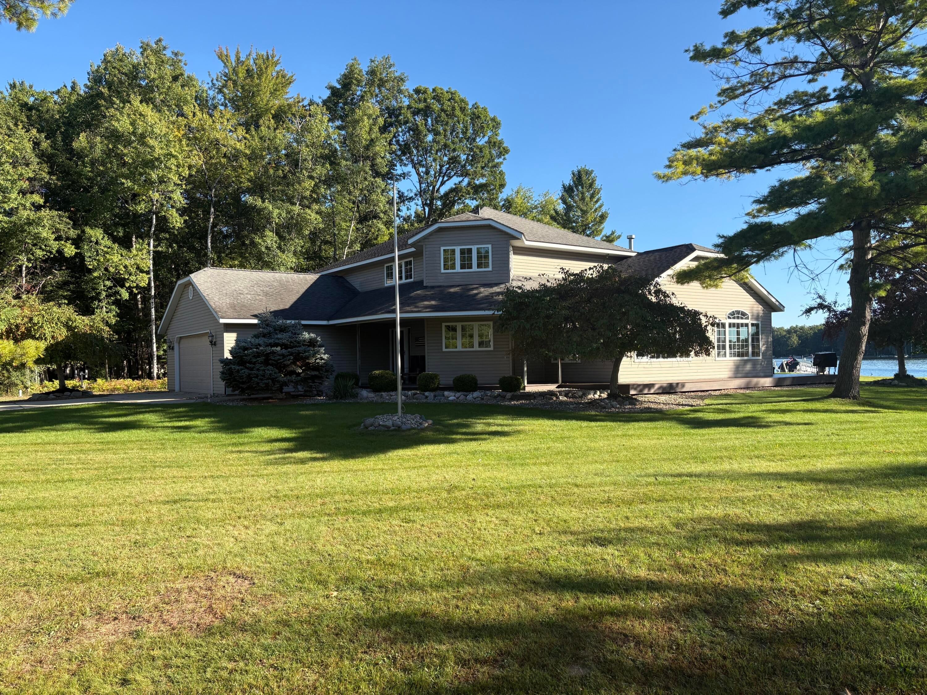 4760 Queens Court