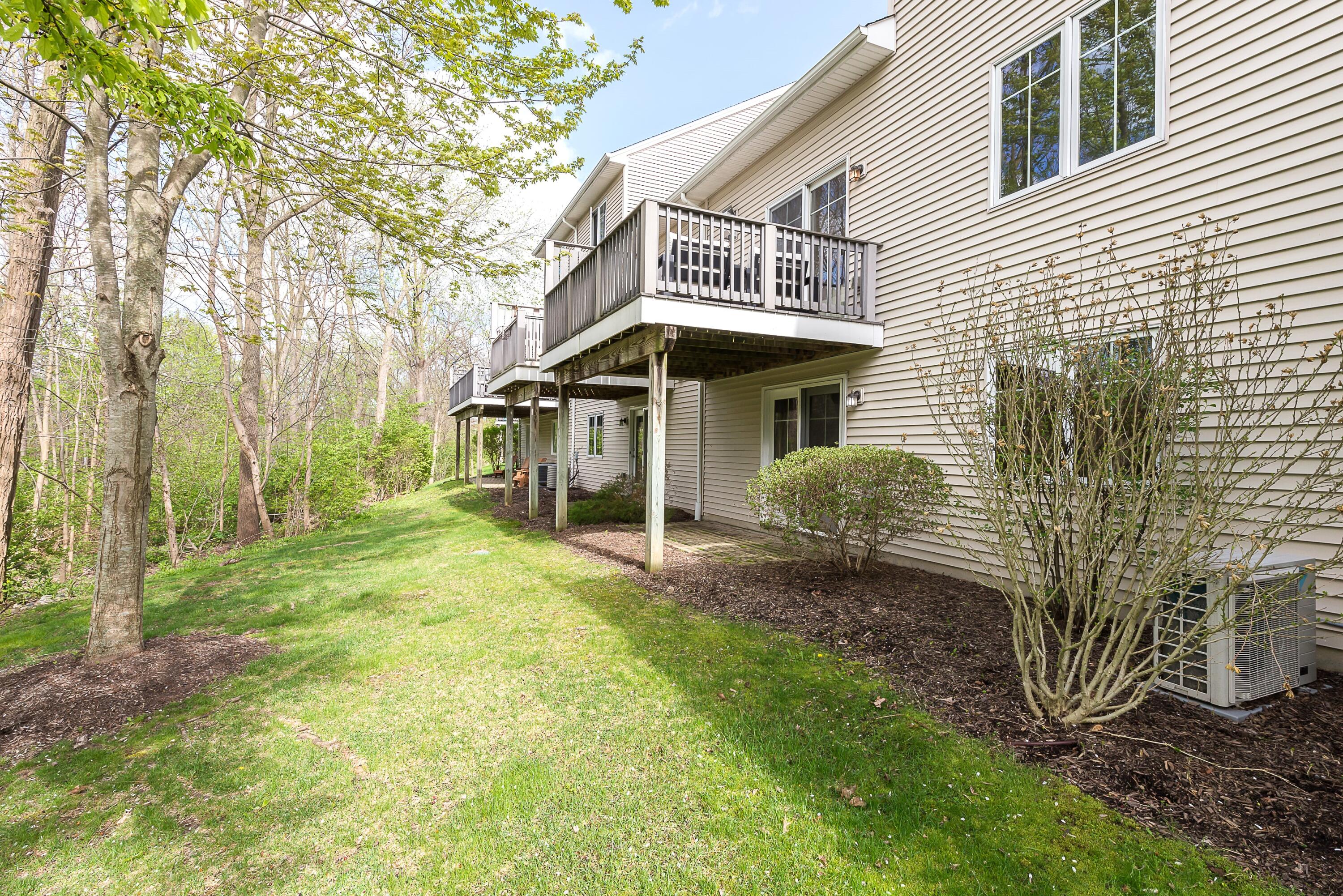 2072 Liberty Heights