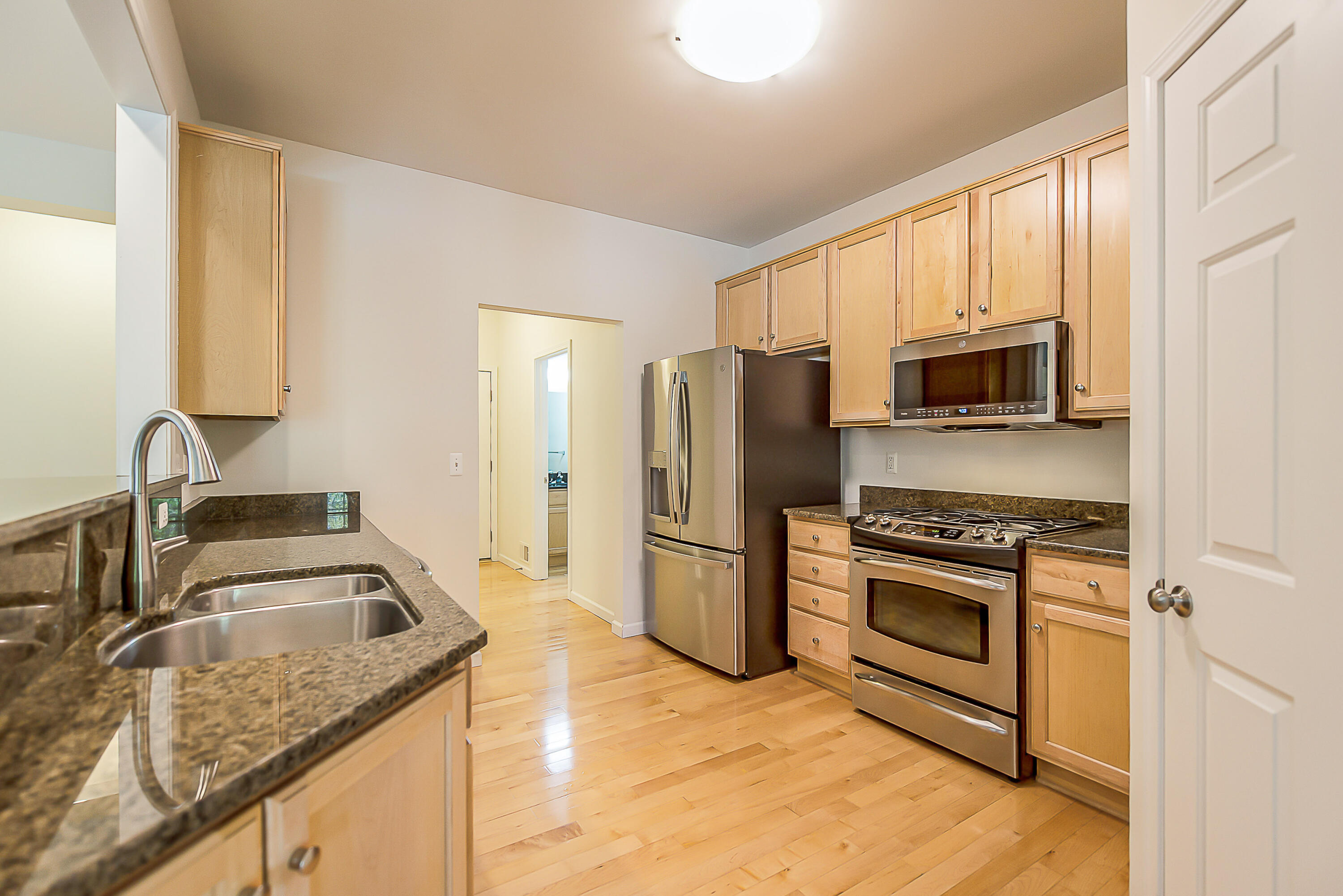 2072 Liberty Heights