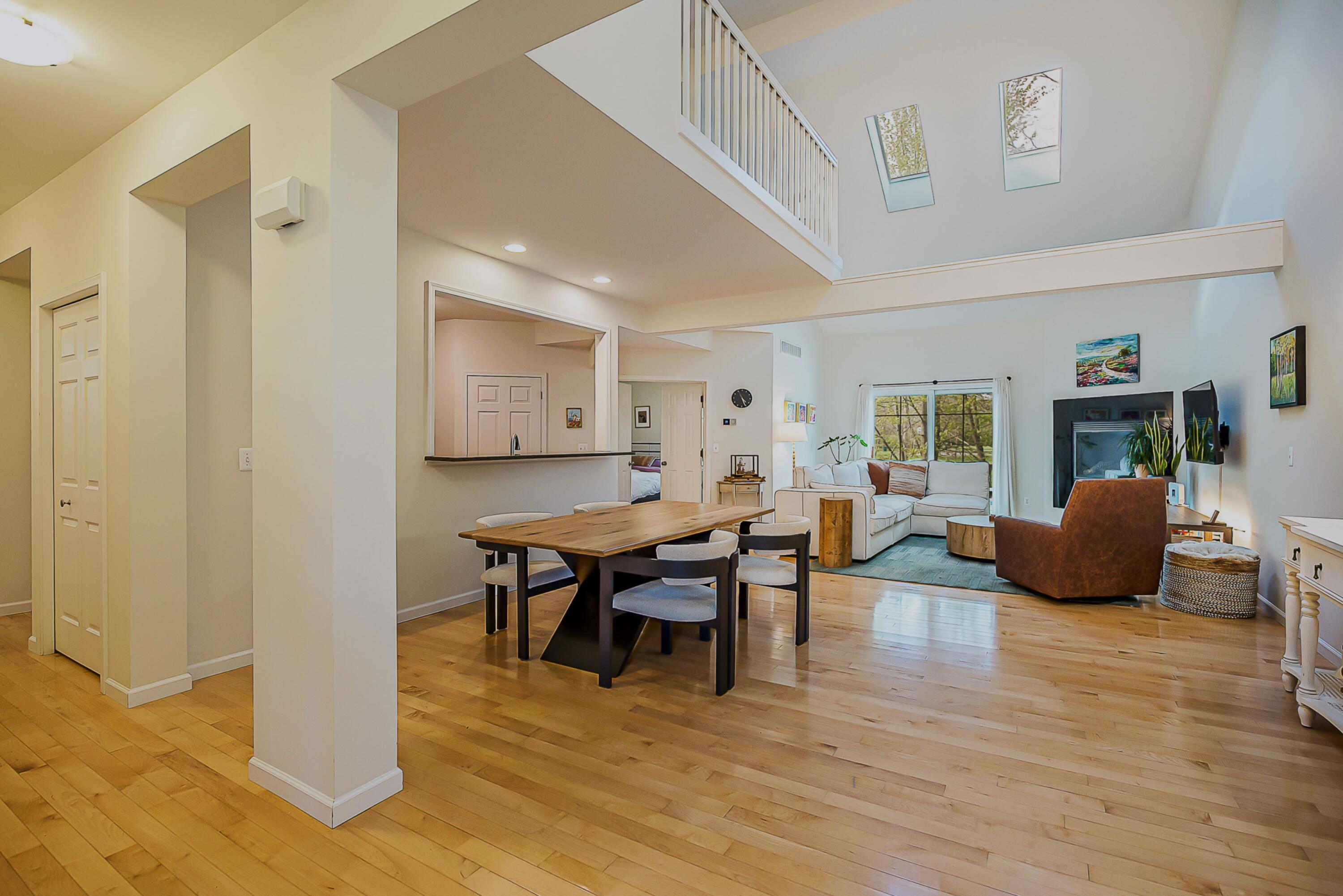 2072 Liberty Heights
