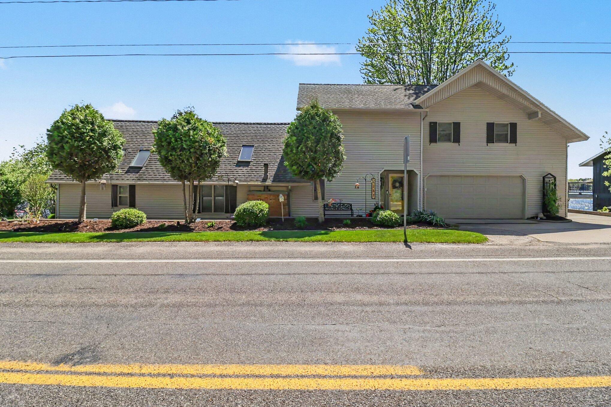 5267 W Monroe Road