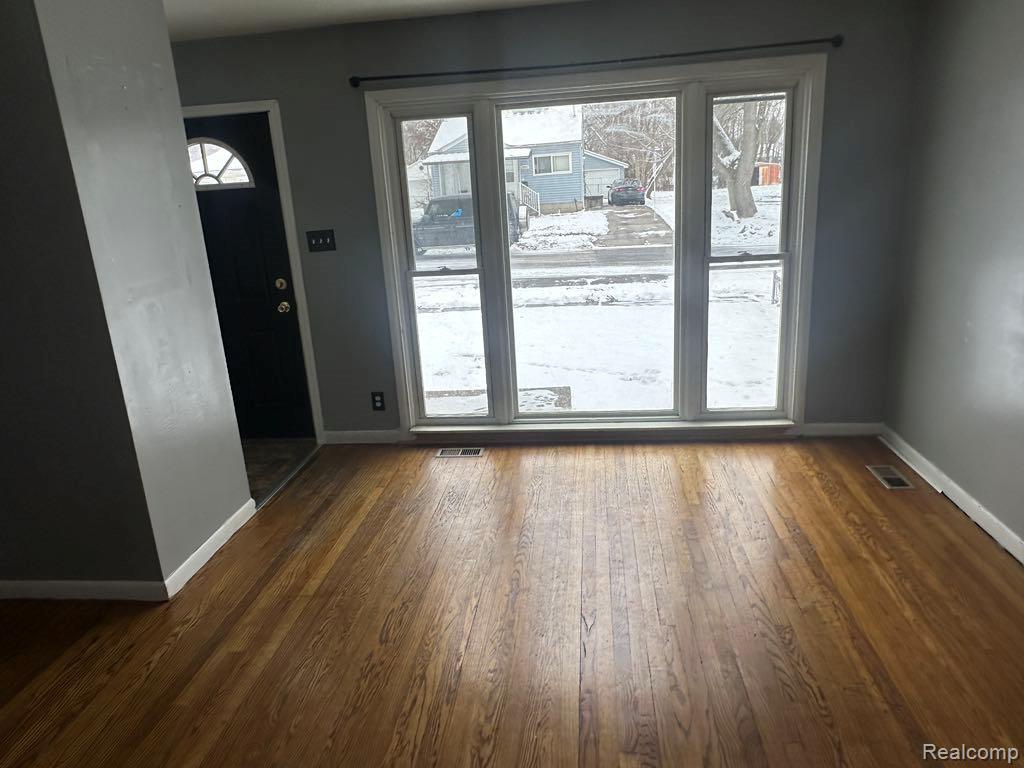 29800 Oakwood Street