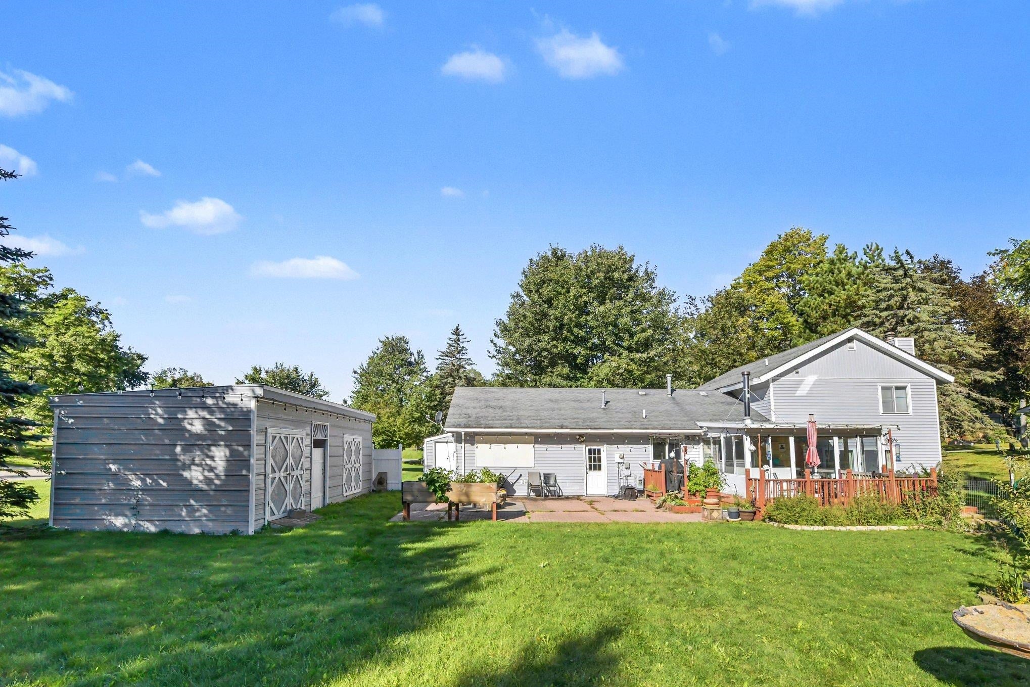 127 Blossom Avenue