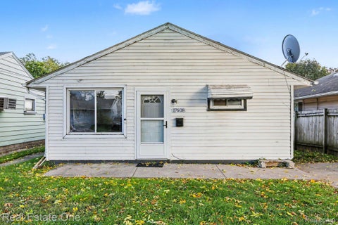 Photo for 17608 Flora Street