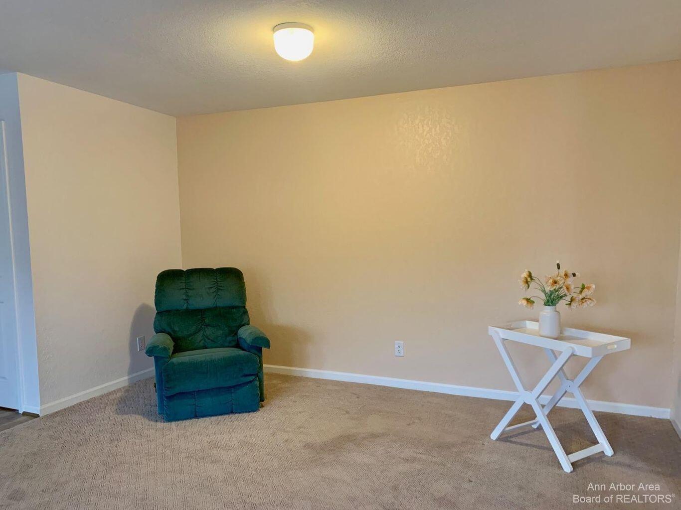 109 Fieldcrest St Apt 302,