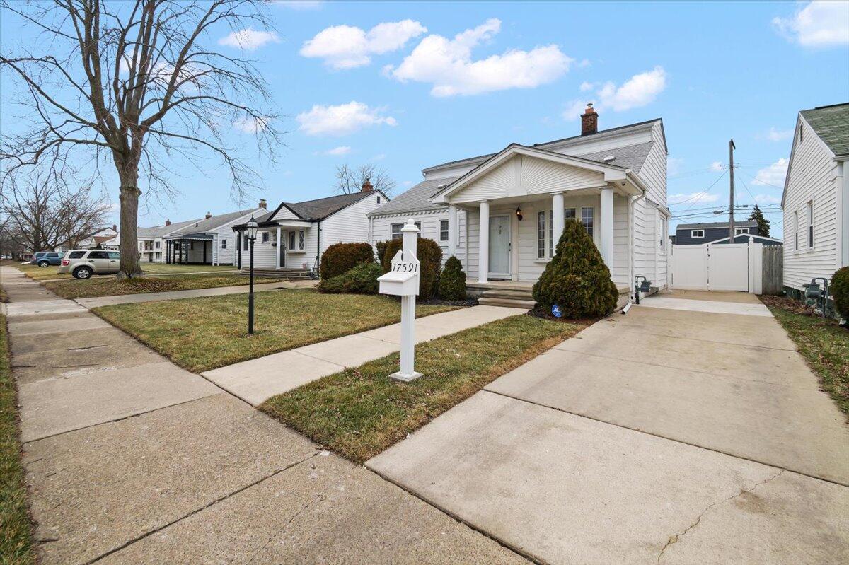 17591 Matthews Street