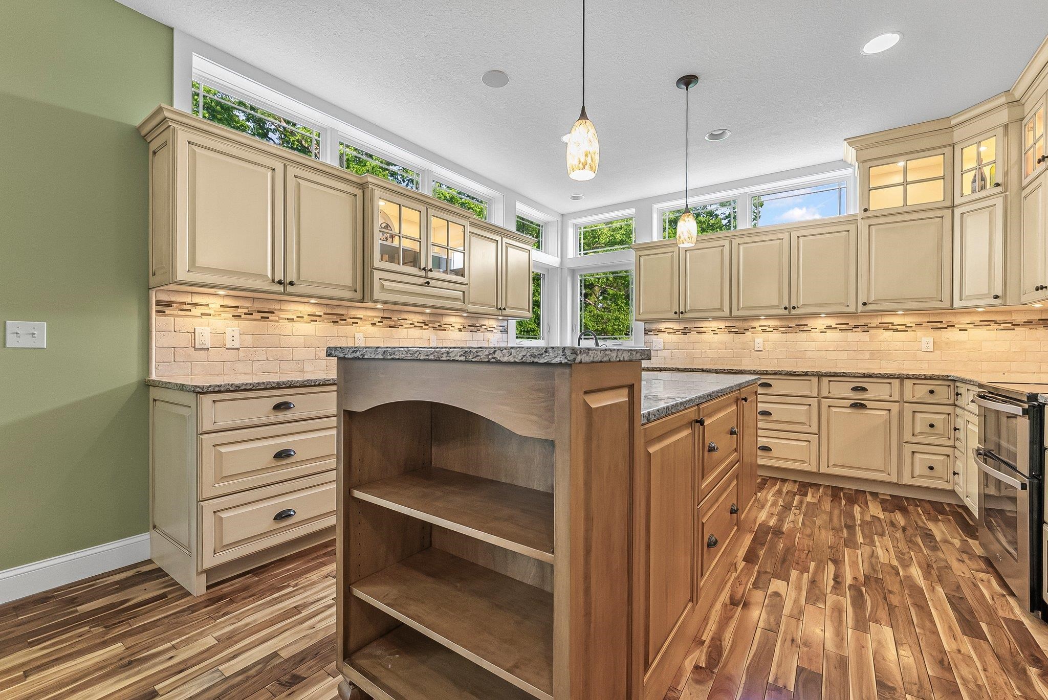 3149 Lake Meadows Circle