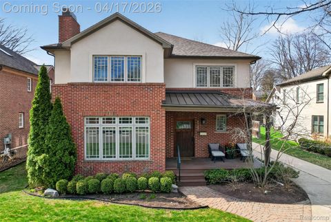 1742 Latham Street Birmingham City MI 48009