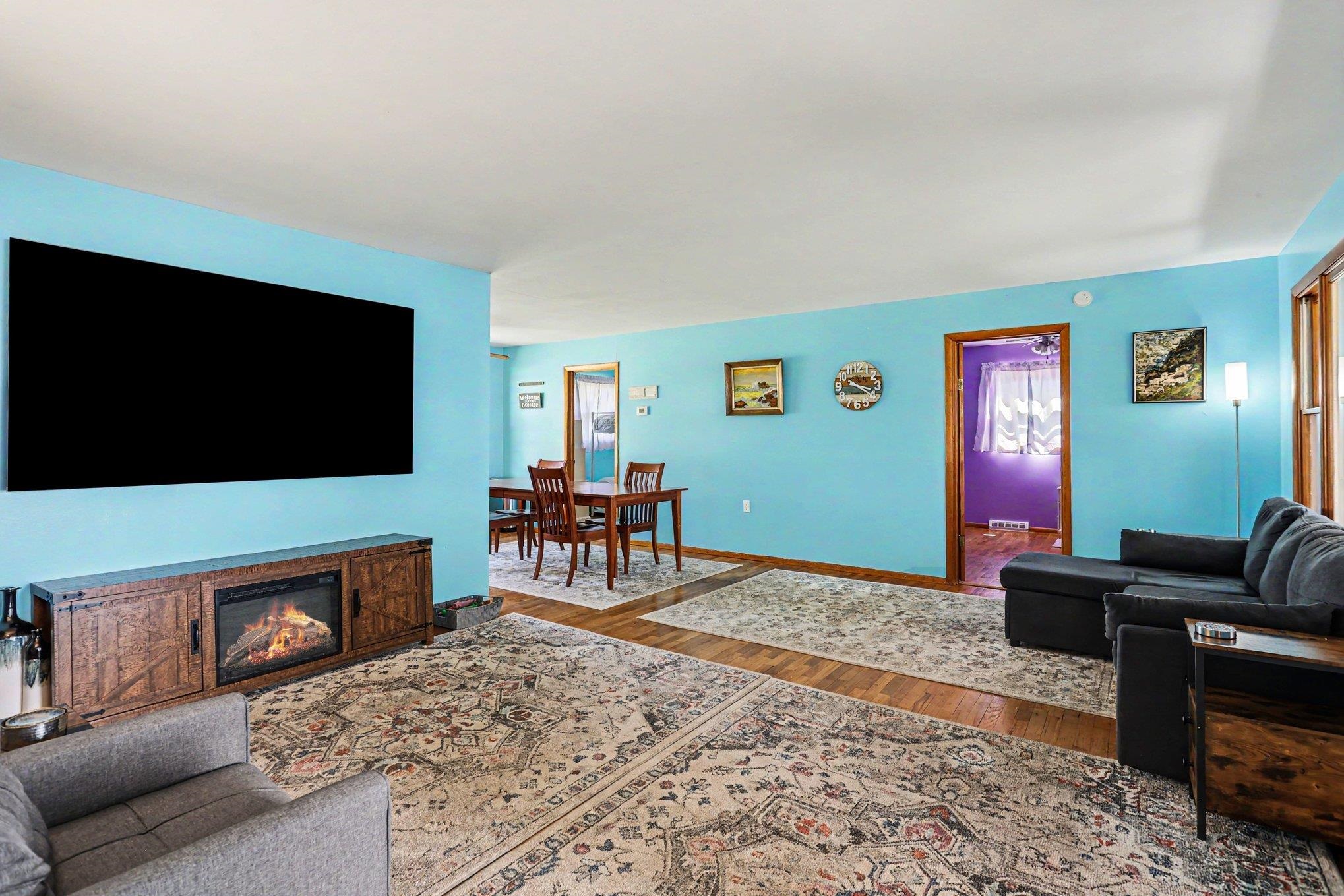 6025 Cedar Lake Road
