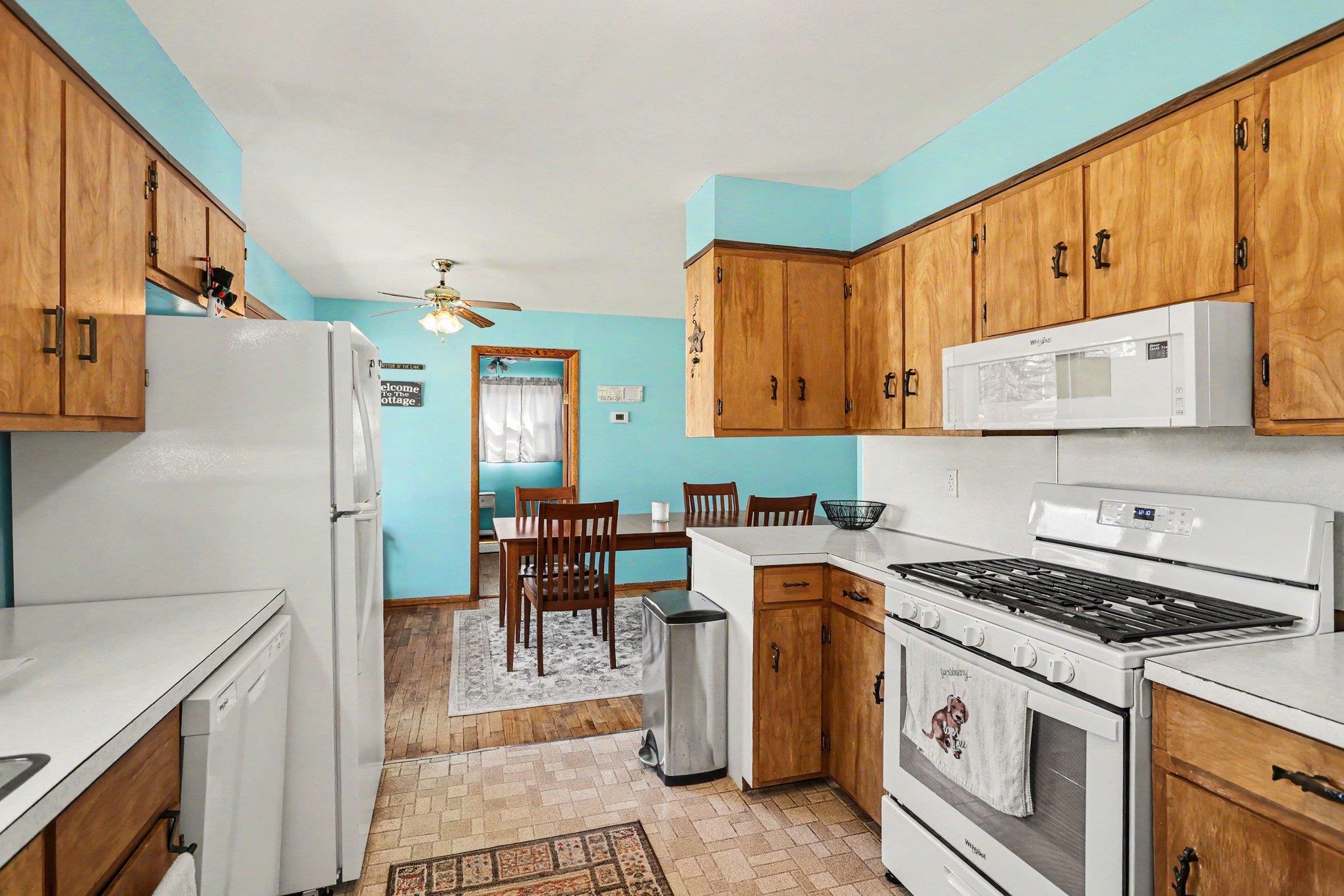 6025 Cedar Lake Road
